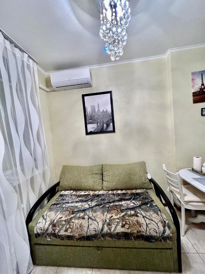 1 Поверх Ж К Паркові Озера Метро Дарниця Leilighet Kiev Eksteriør bilde